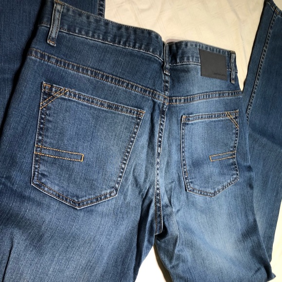Calvin Klein Jeans. NWT. Size 30/32 - Picture 2 of 4